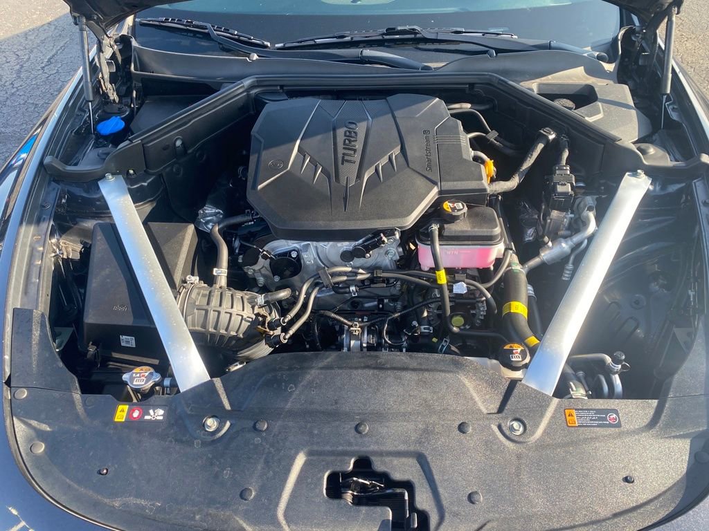 Certified 2023 Kia Stinger GT-Line image 24