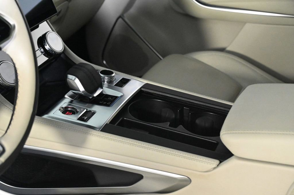 Used 2022 Jaguar F-PACE S image 19
