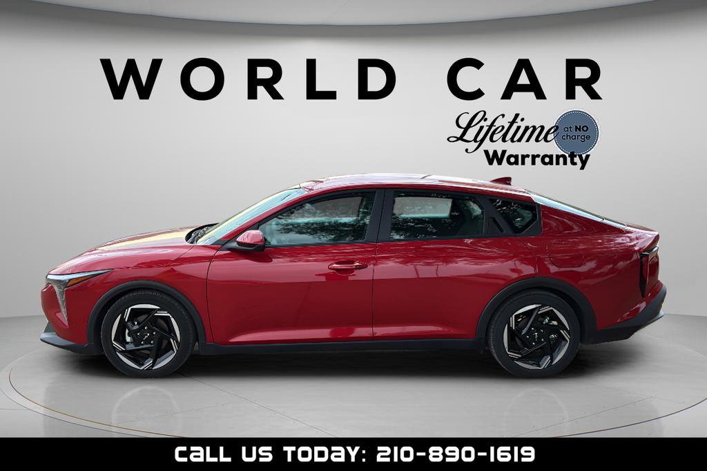 Used 2025 Kia K4 EX image 11