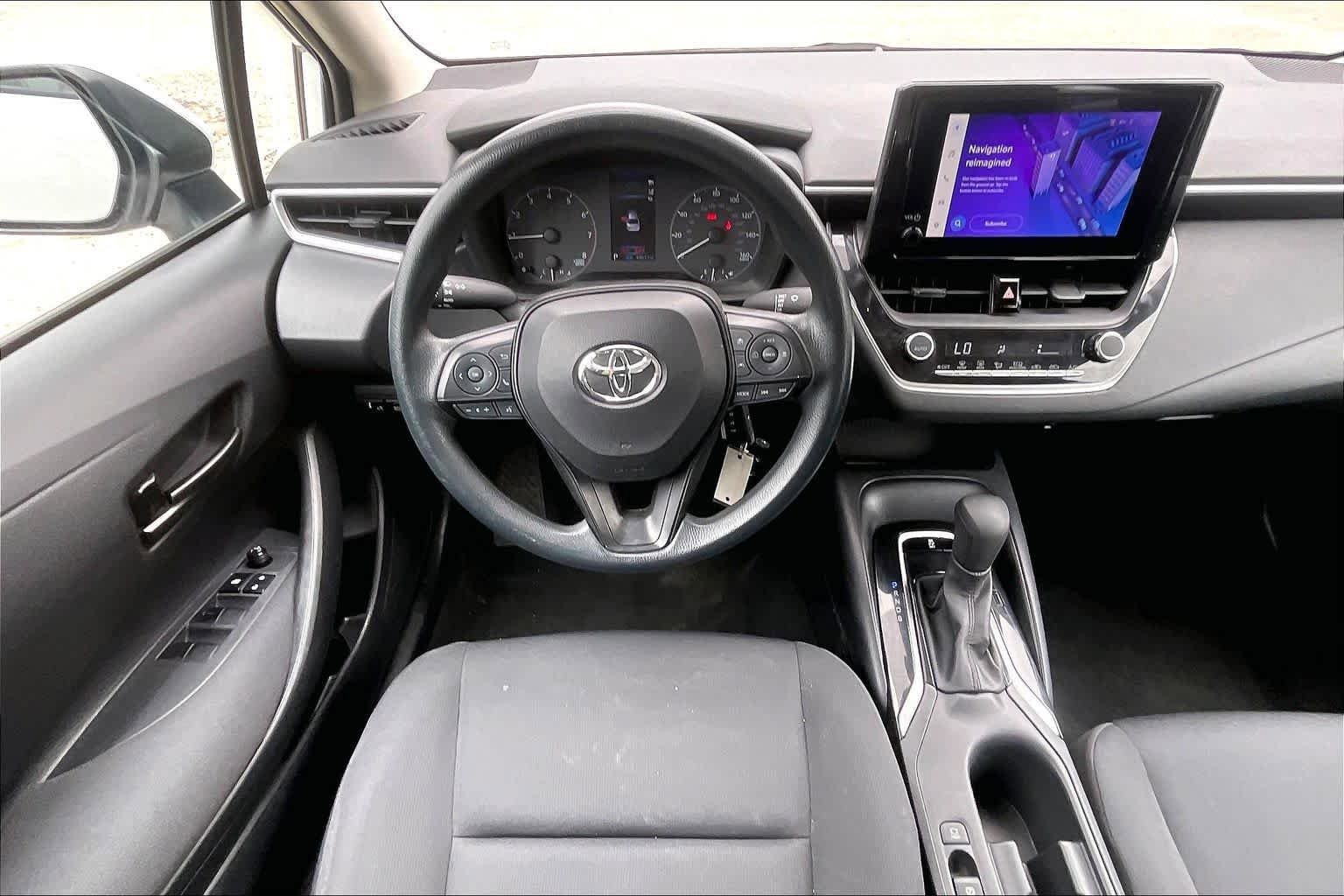 Used 2023 Toyota Corolla LE FWD image 6