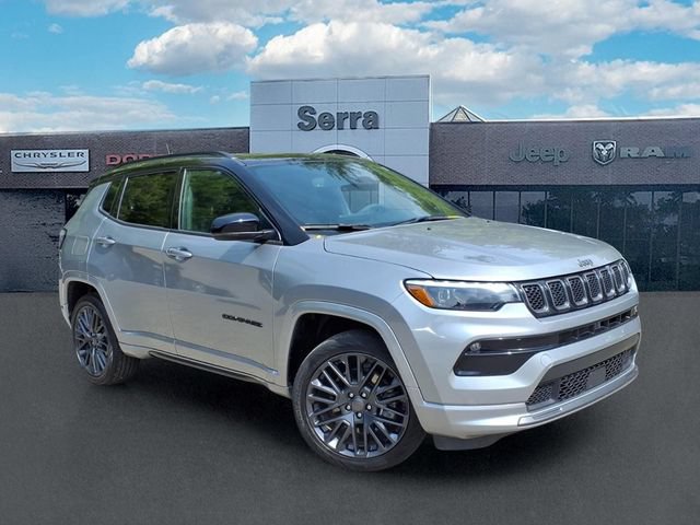 Used 2024 Jeep Compass Limited w/ High Altitude Package AWD/4WD image 1
