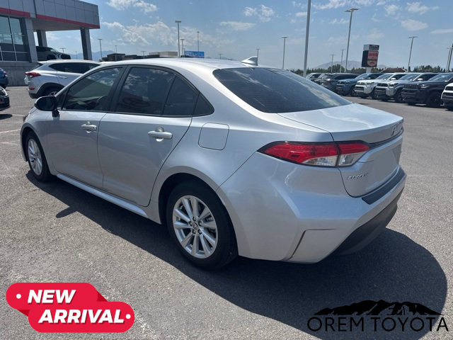 Used 2023 Toyota Corolla LE w/ LE Convenience Package FWD image 18