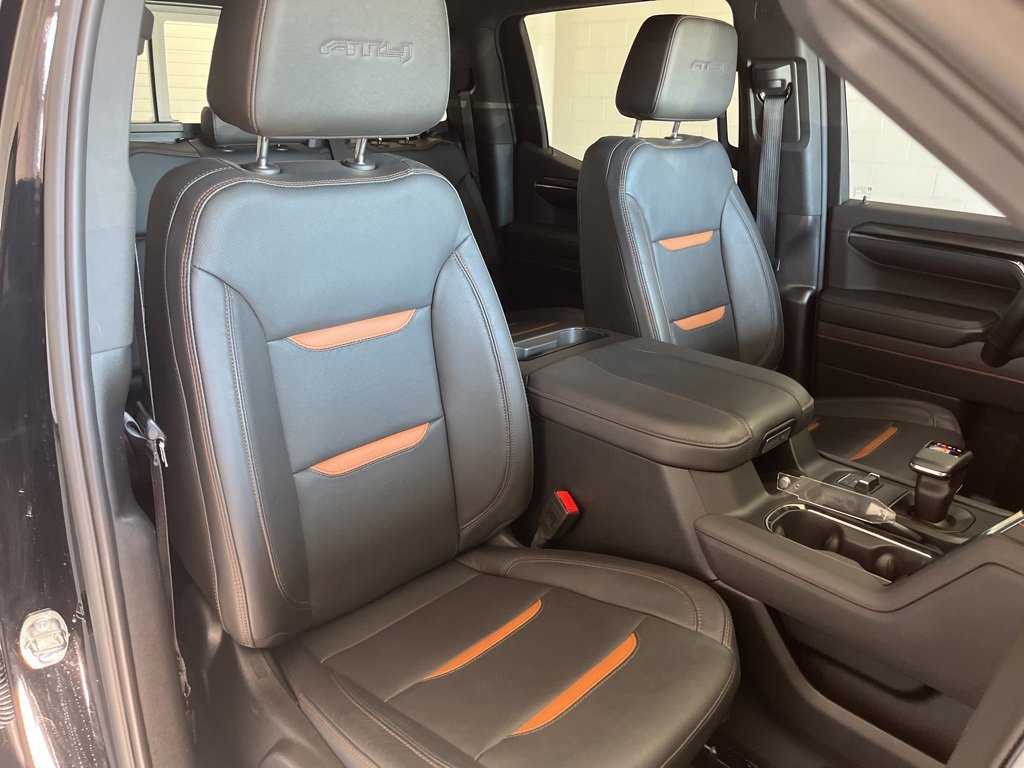 Used 2024 GMC Sierra 1500 AT4 w/ Technology Package image 39