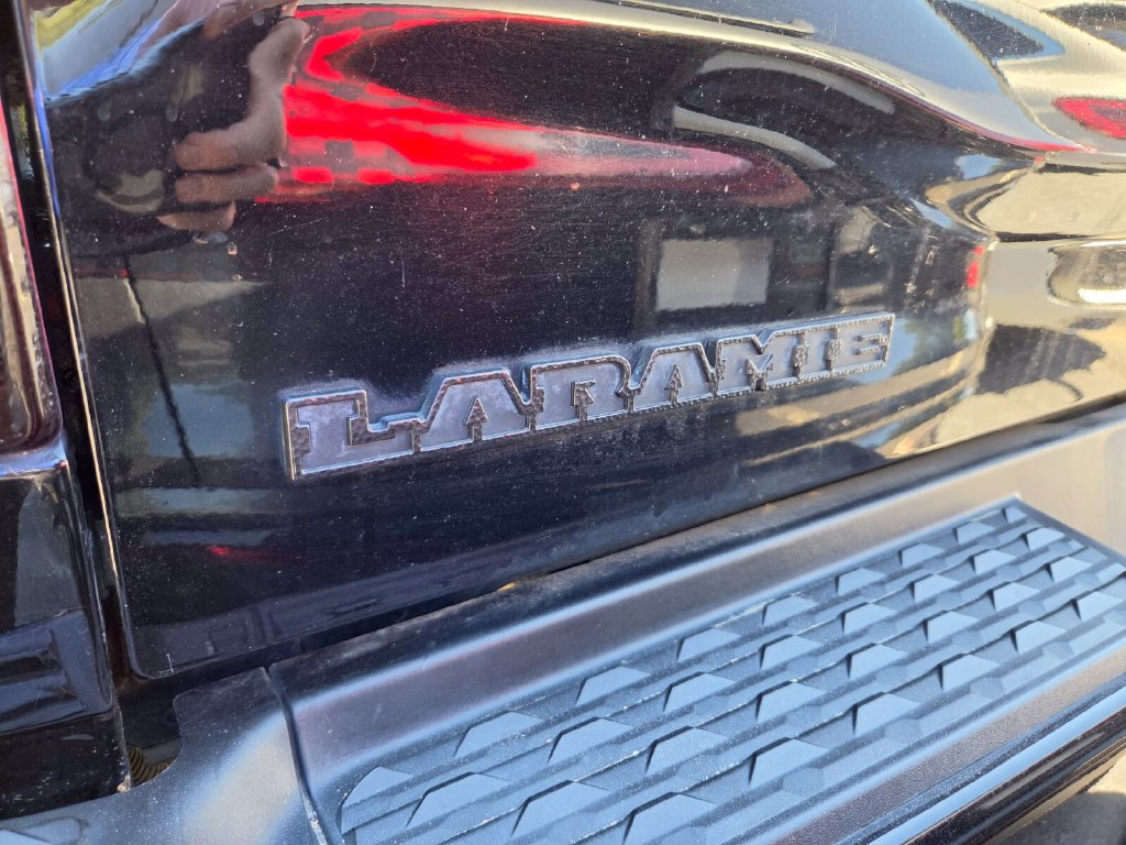 Used 2020 RAM 2500 Laramie w/ Night Edition AWD/4WD image 11
