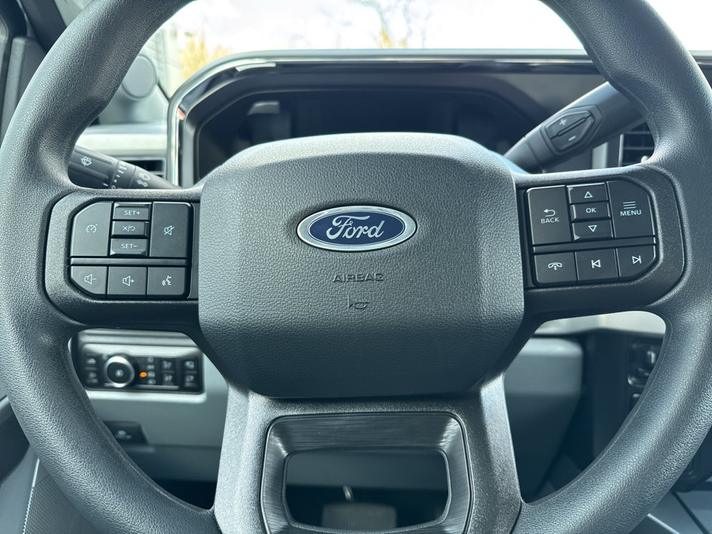 New 2026 Ford F250 XLT w/ XLT Premium Package AWD/4WD image 18