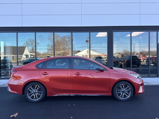 Used 2023 Kia Forte GT-Line image 2
