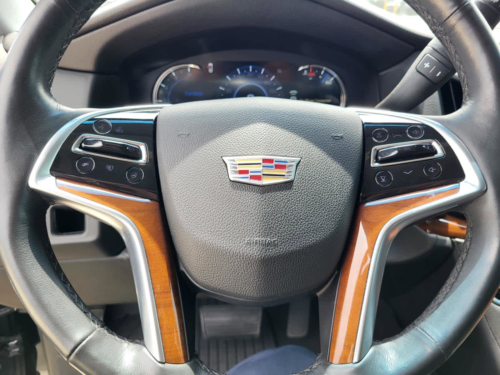 Used 2018 Cadillac Escalade 2WD image 19