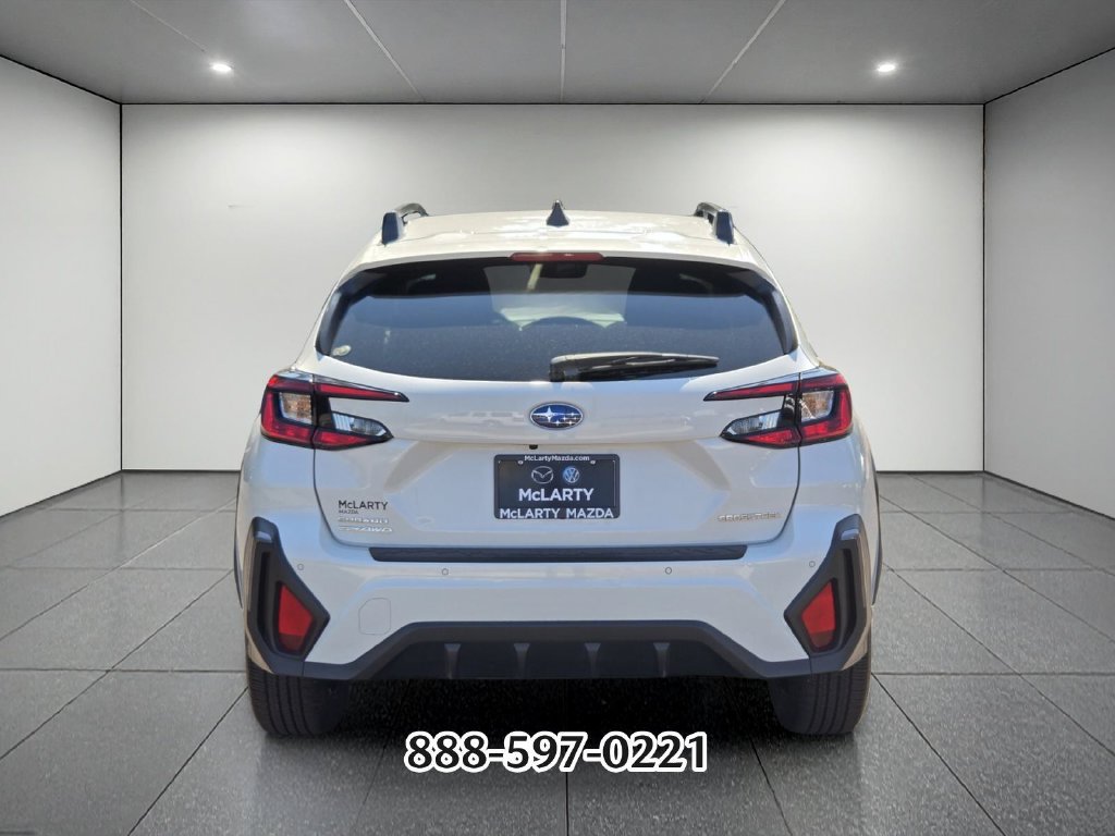 Used 2025 Subaru Crosstrek 2.5i Limited AWD/4WD image 4