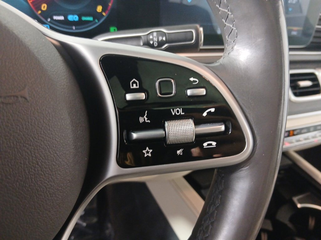 Used 2020 Mercedes-Benz GLE 450 4MATIC image 25