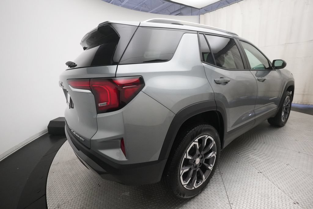 Used 2026 GMC Terrain Elevation w/ Elevation Premium Package AWD/4WD image 13