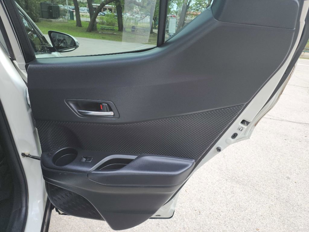 Used 2021 Toyota C-HR LE FWD image 26
