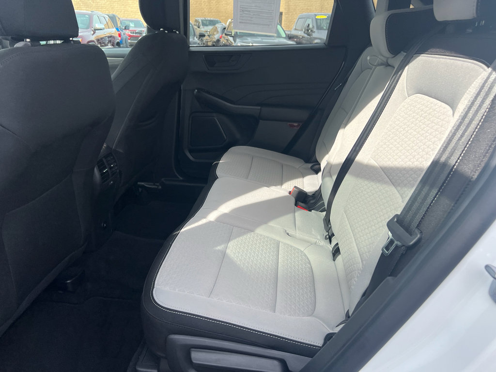Used 2025 Ford Escape Active w/ Cold Weather Package image 7