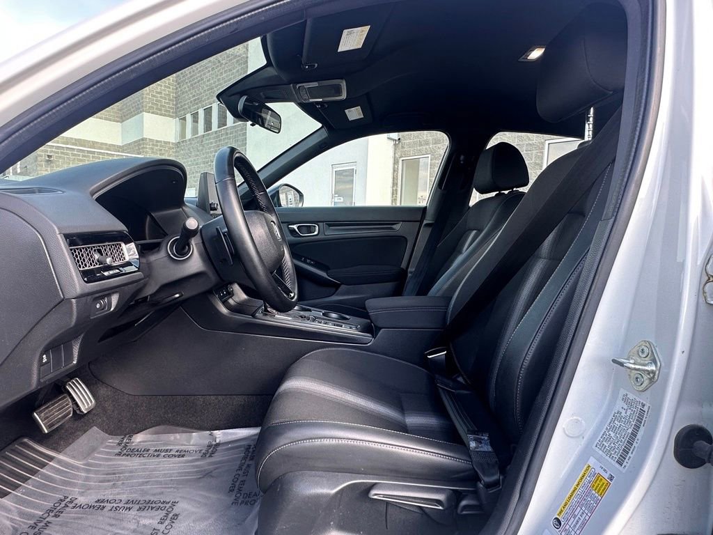 Used 2025 Honda Civic Sport image 12