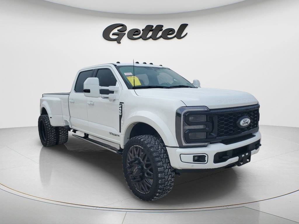 Used 2023 Ford F450 Platinum w/ FX4 Off-Road Package image 11