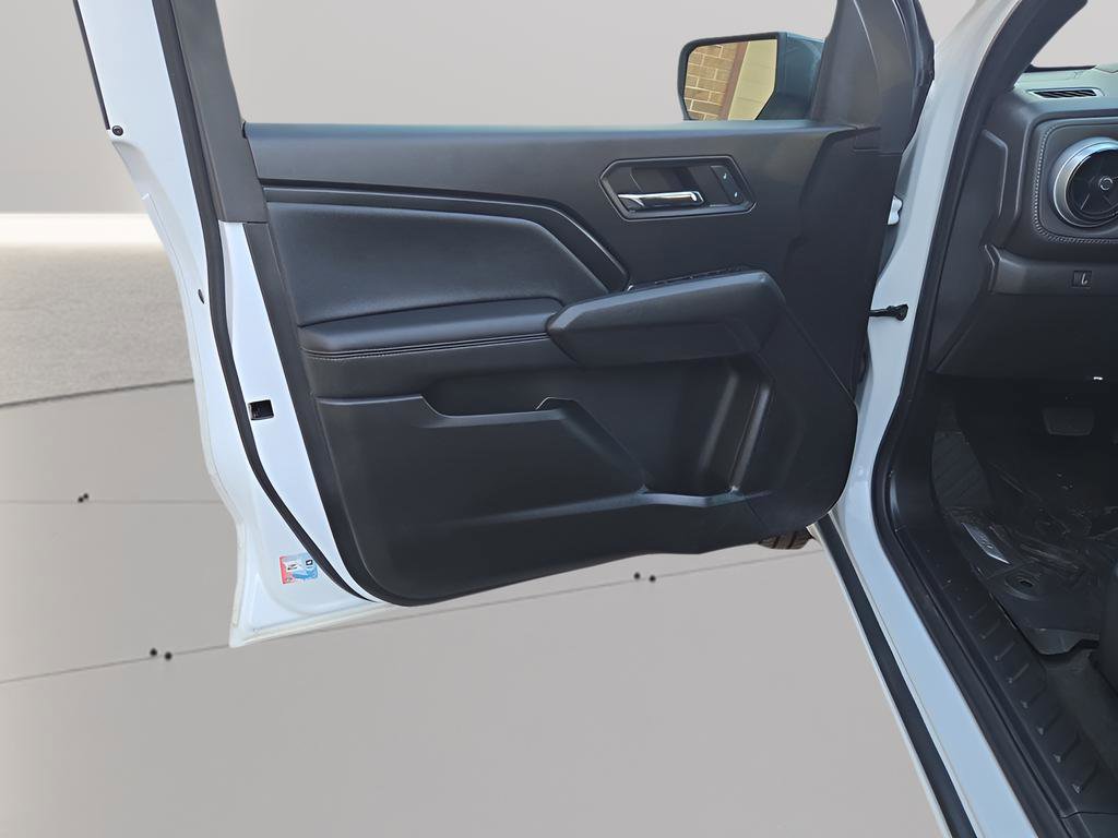 Used 2023 Chevrolet Colorado LT image 26