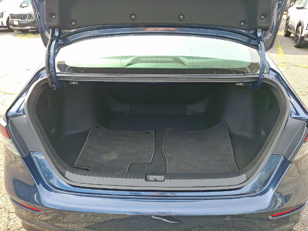 Used 2023 Honda Accord Touring image 32
