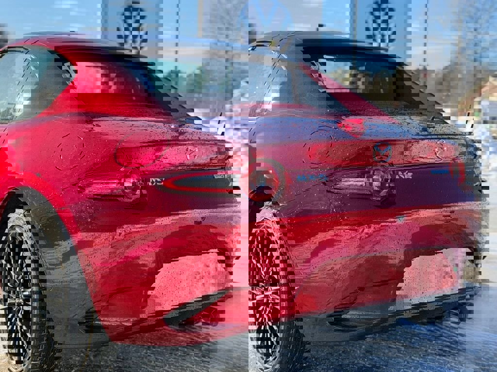 New 2025 MAZDA MX-5 Miata RF Grand Touring image 13