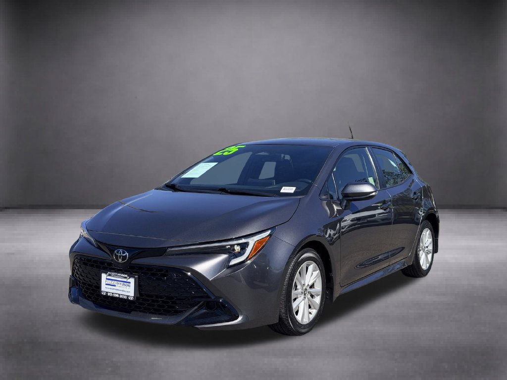 Used 2025 Toyota Corolla SE w/ SE Package FWD image 4