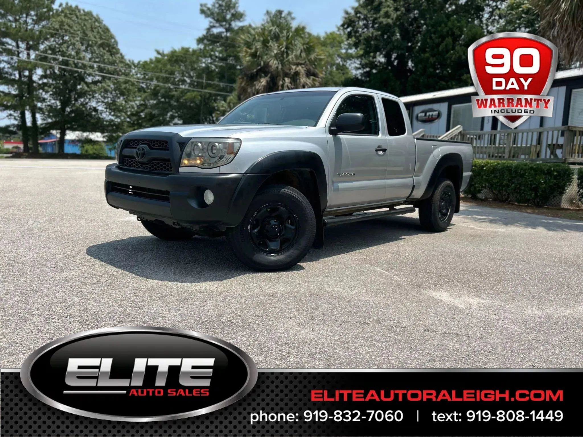 Used 2011 Toyota Tacoma PreRunner image 1