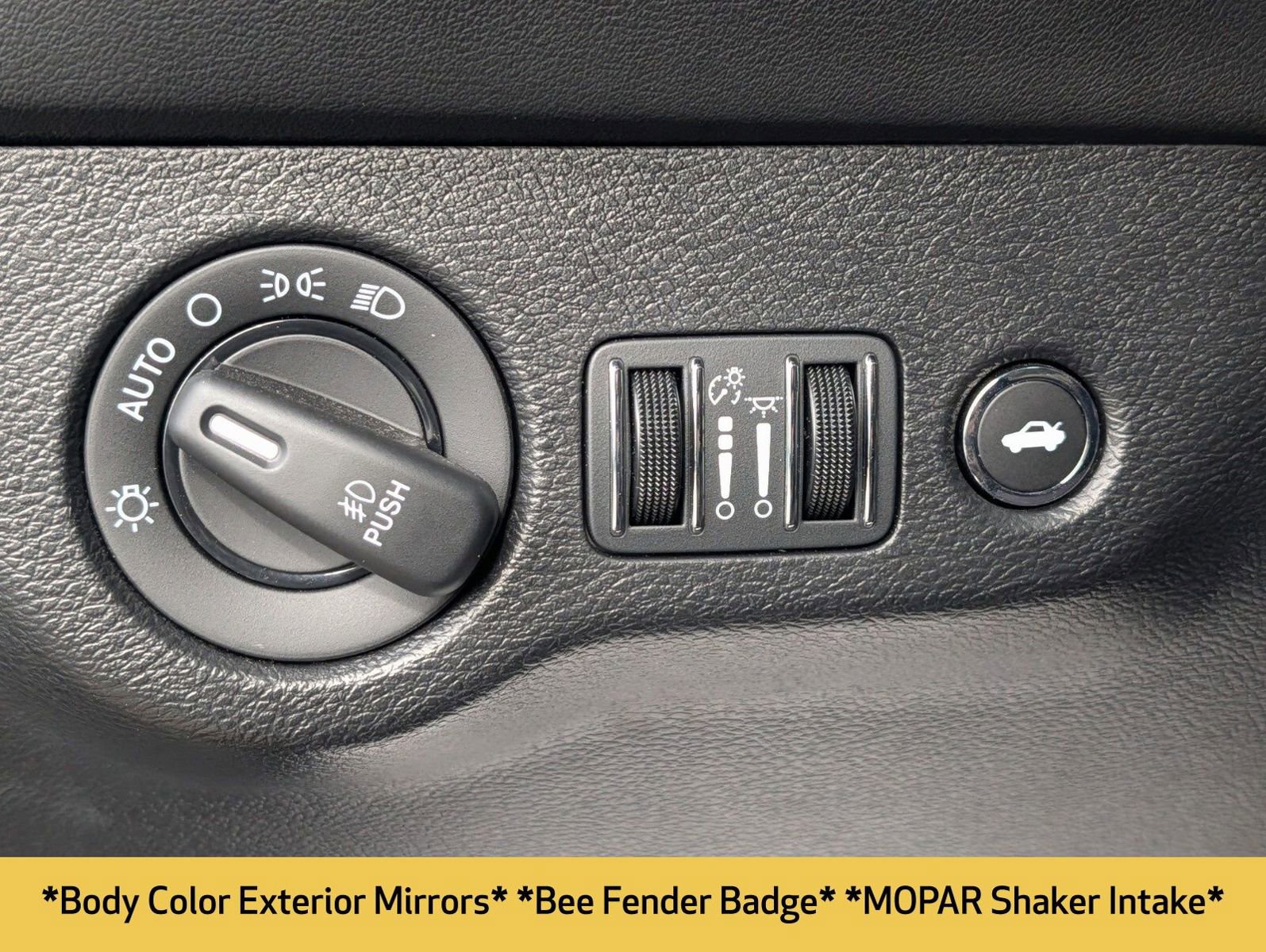 Used 2022 Dodge Challenger R/T Scat Pack w/ Shaker Package image 15