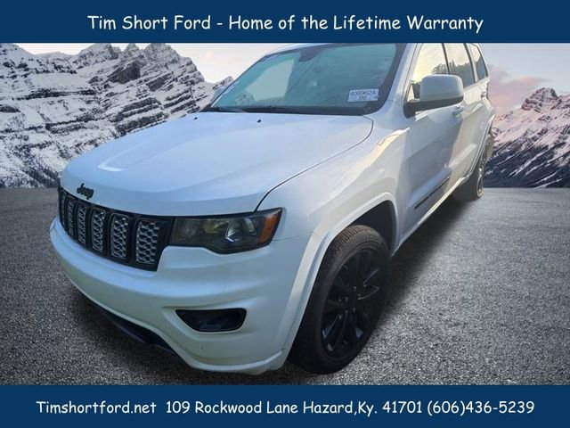 Used 2022 Jeep Grand Cherokee Laredo X AWD/4WD image 2