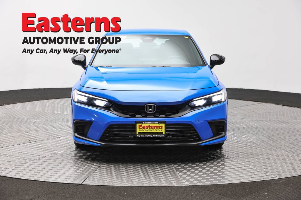 Used 2022 Honda Civic Sport image 2