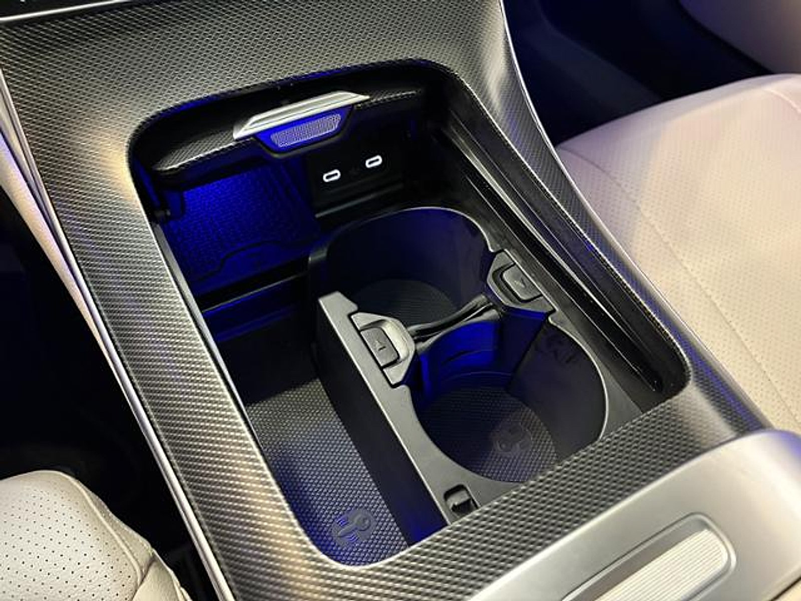 New 2026 Mercedes-Benz CLE 300 4MATIC Coupe image 16