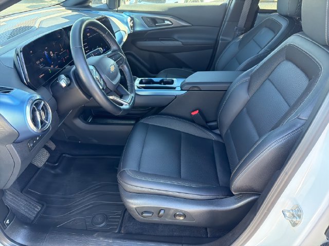 Certified 2024 Chevrolet Equinox EV LT FWD image 10