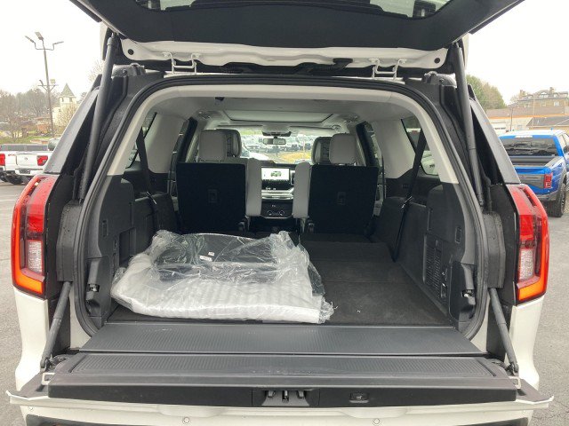 Used 2026 Ford Expedition Max Platinum w/ Platinum Ultimate Package AWD/4WD image 10
