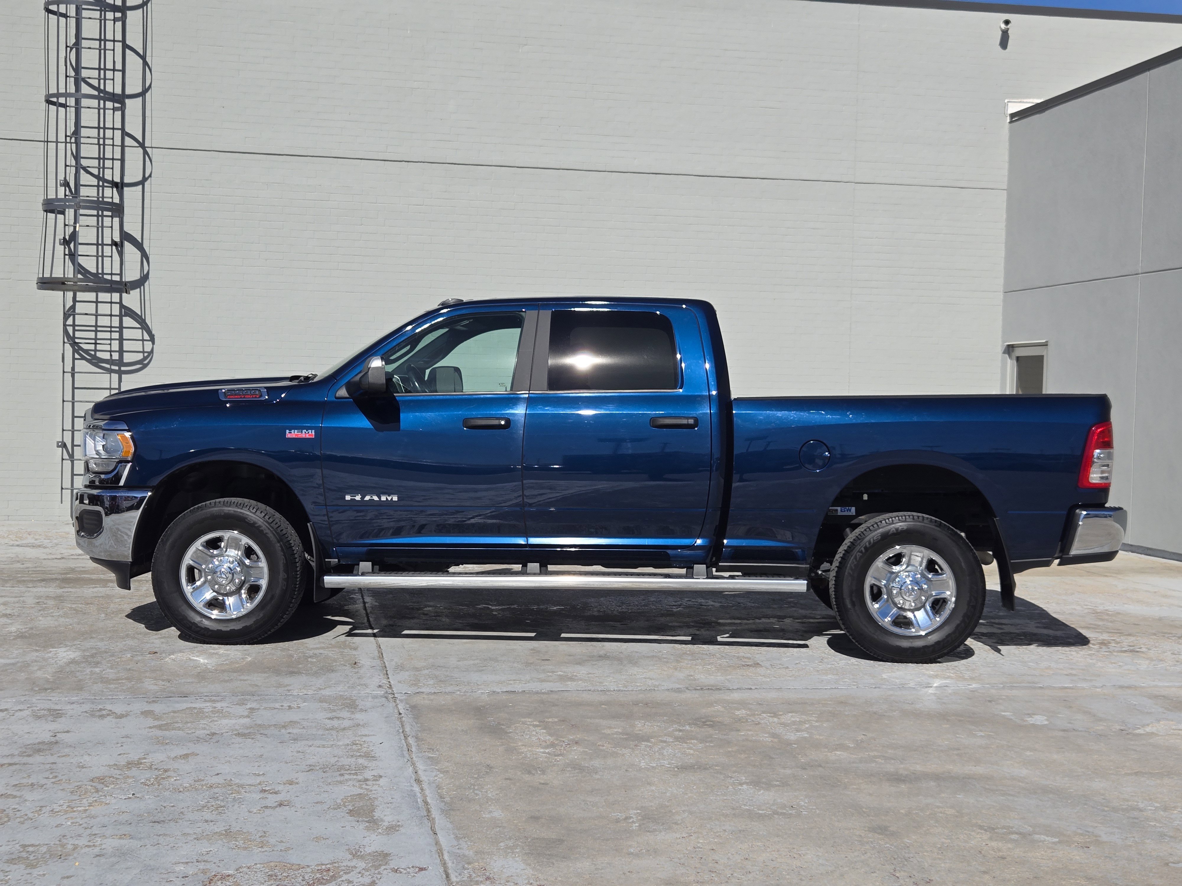 Used 2022 RAM 2500 Big Horn image 5