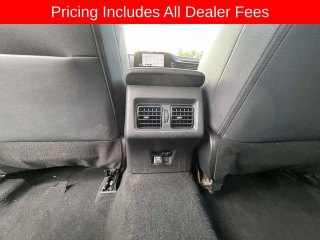 Used 2025 Toyota Camry SE FWD image 17