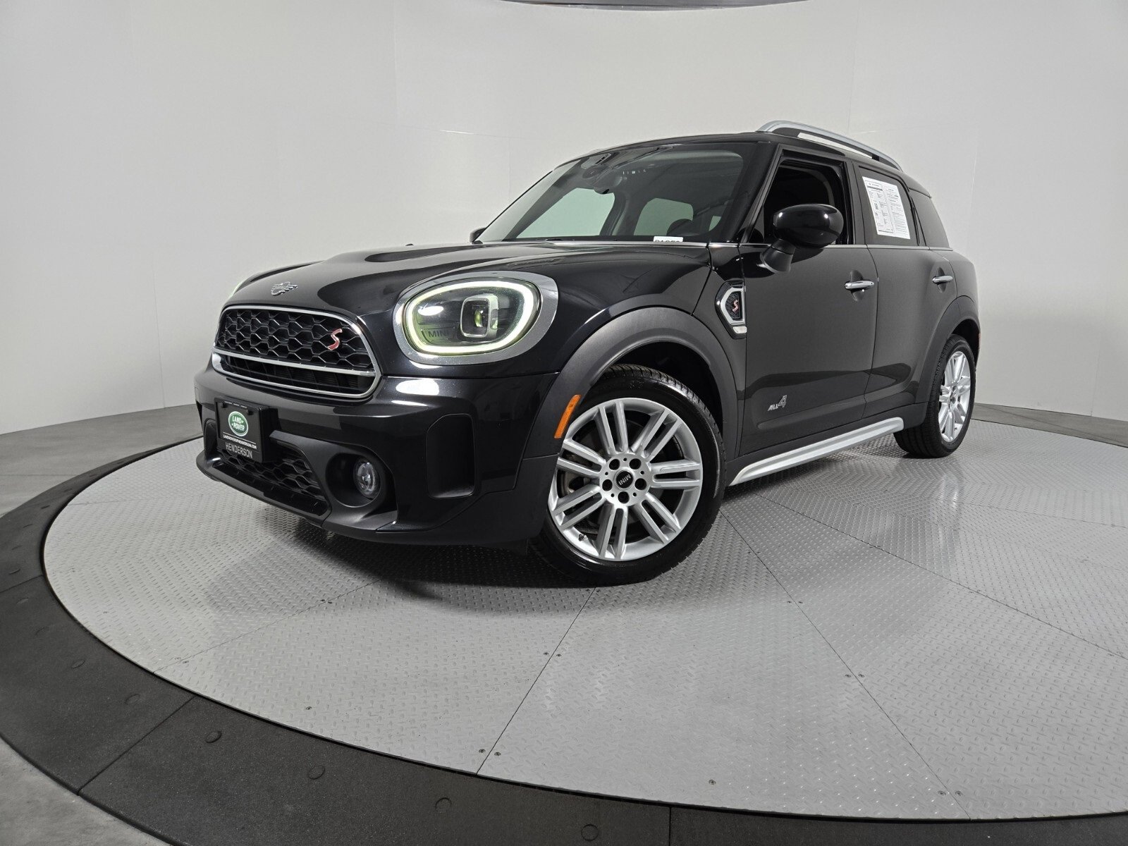 Used 2023 MINI Cooper Countryman S image 1