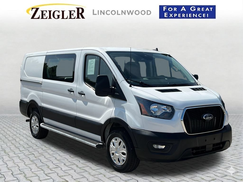 Used 2025 Ford Transit 250 Low Roof w/ Exterior Upgrade Package RWD image 4