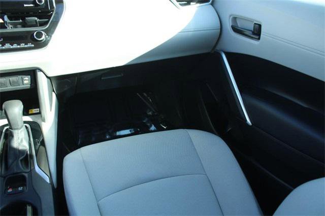 Certified 2022 Toyota Corolla Cross LE image 14