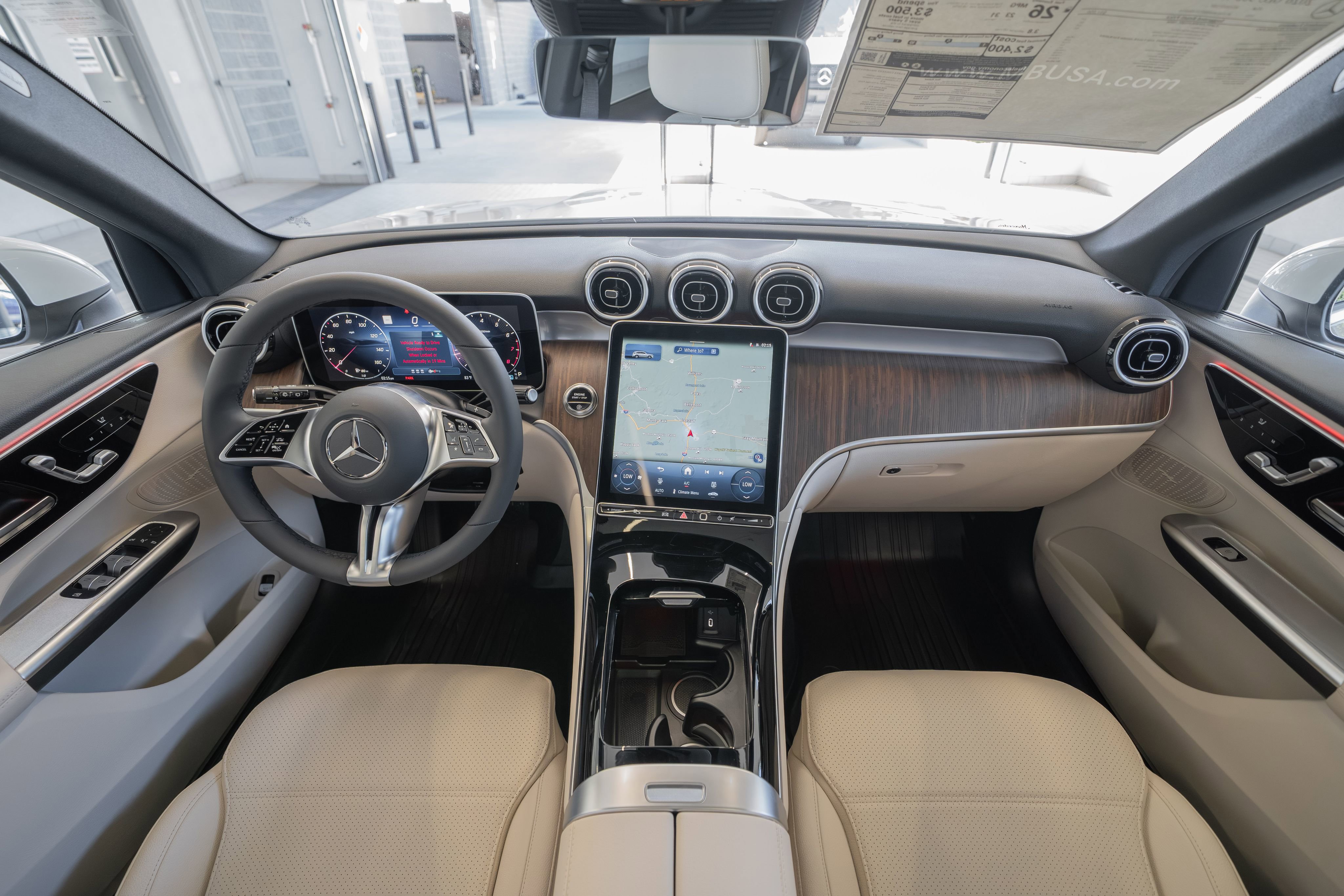 Used 2026 Mercedes-Benz GLC 300 4MATIC image 8