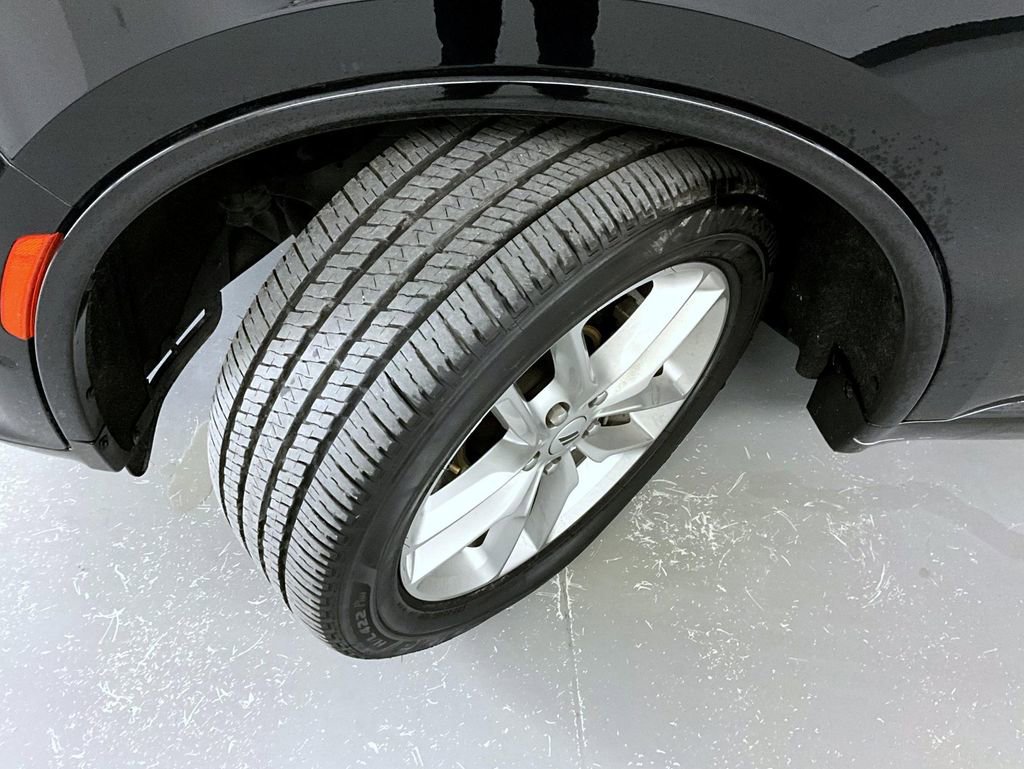 Used 2025 Dodge Durango GT image 24