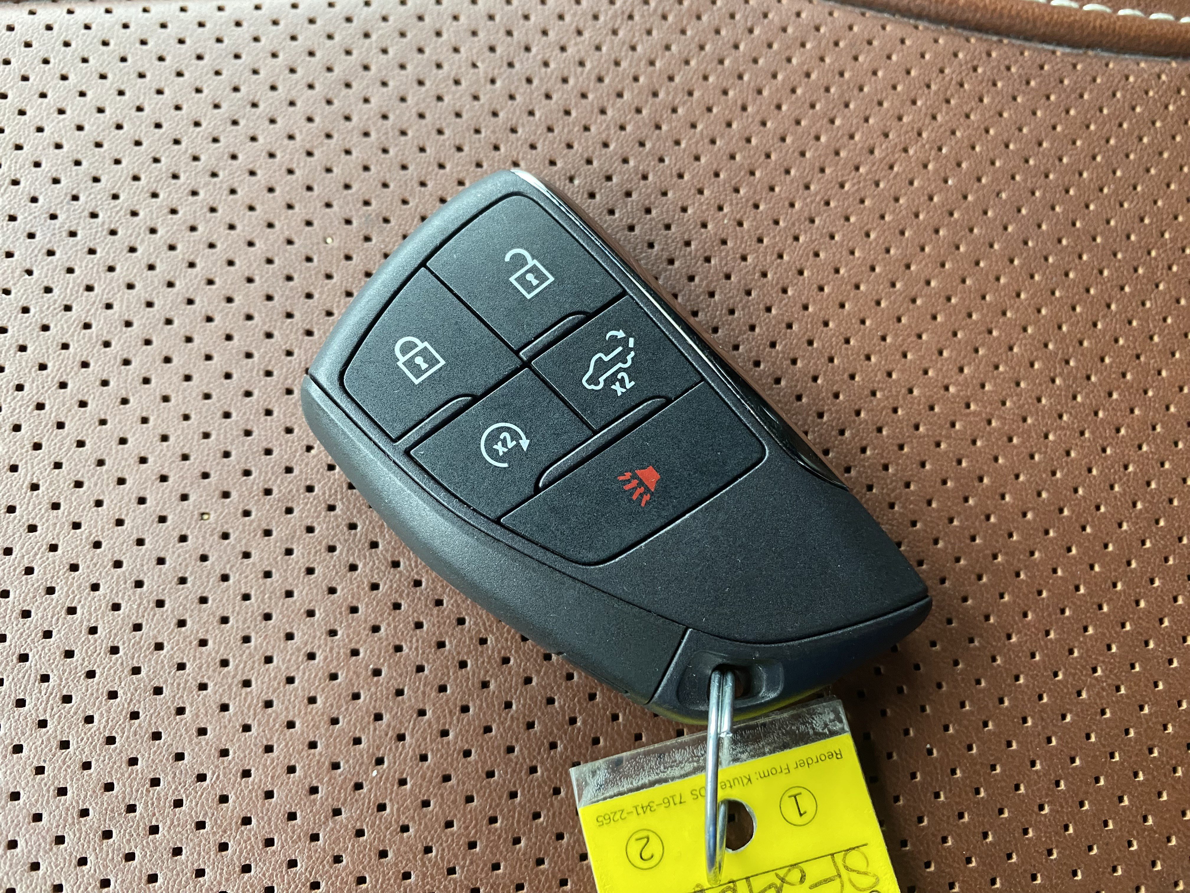 Used 2025 GMC Sierra 2500 Denali Ultimate w/ Snow Plow Prep/Camper Package image 43