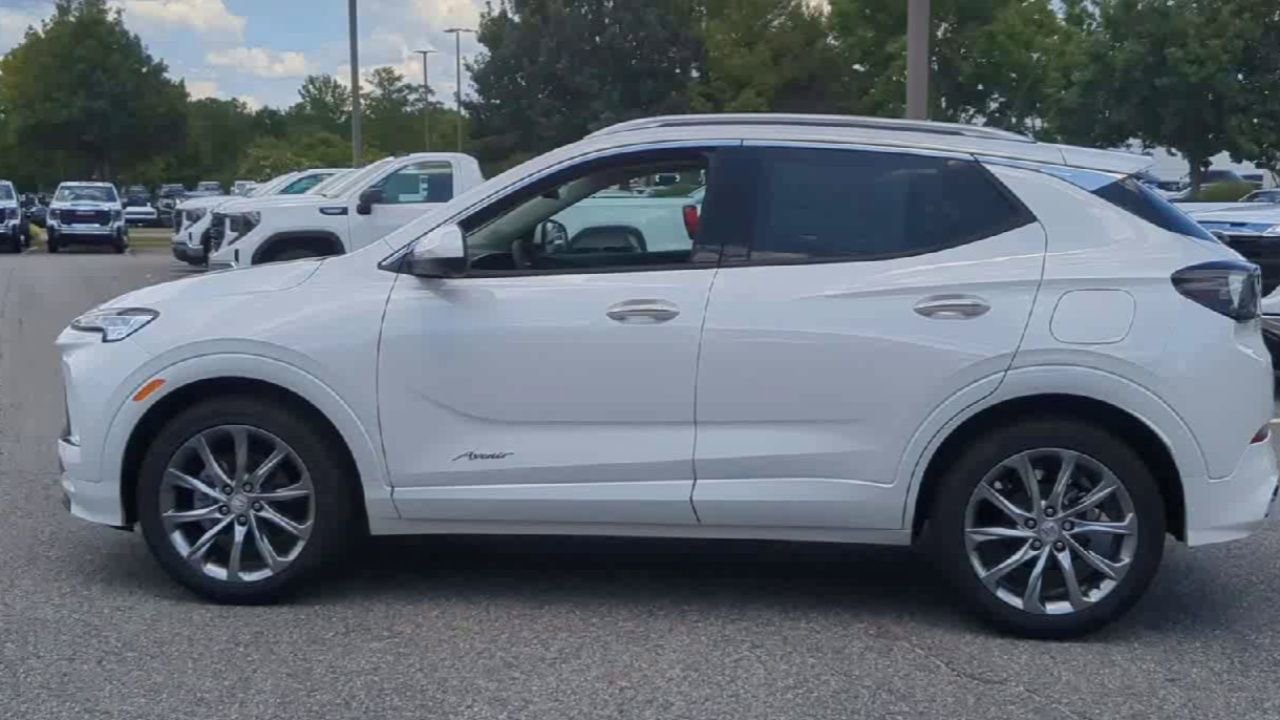 New 2026 Buick Encore GX Avenir w/ Avenir Technology Package image 5
