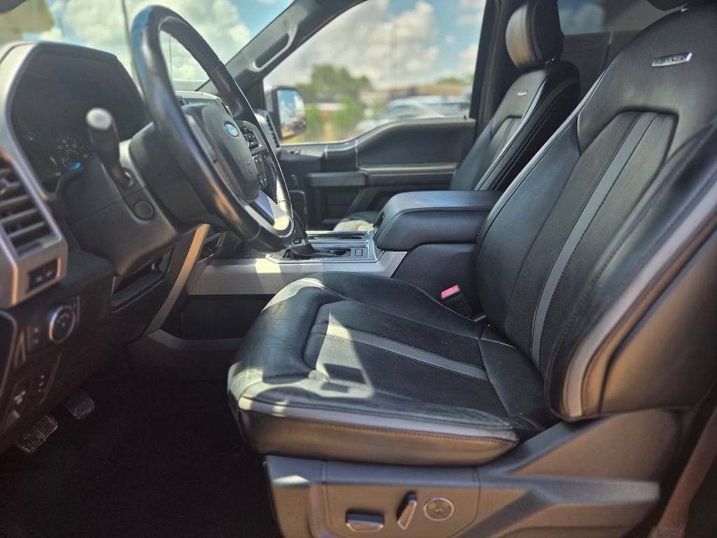 Used 2019 Ford F150 Platinum w/ Equipment Group 701A Luxury AWD/4WD image 16