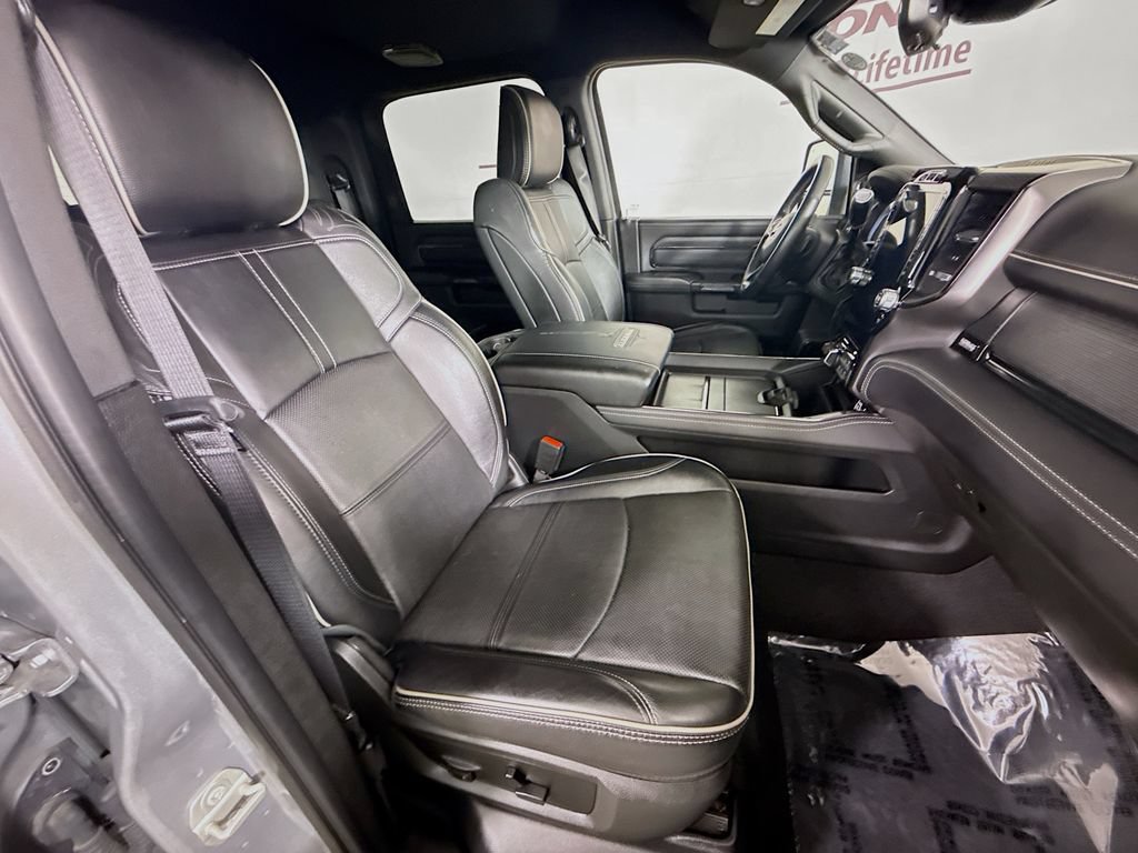 Used 2023 RAM 2500 Limited AWD/4WD image 33