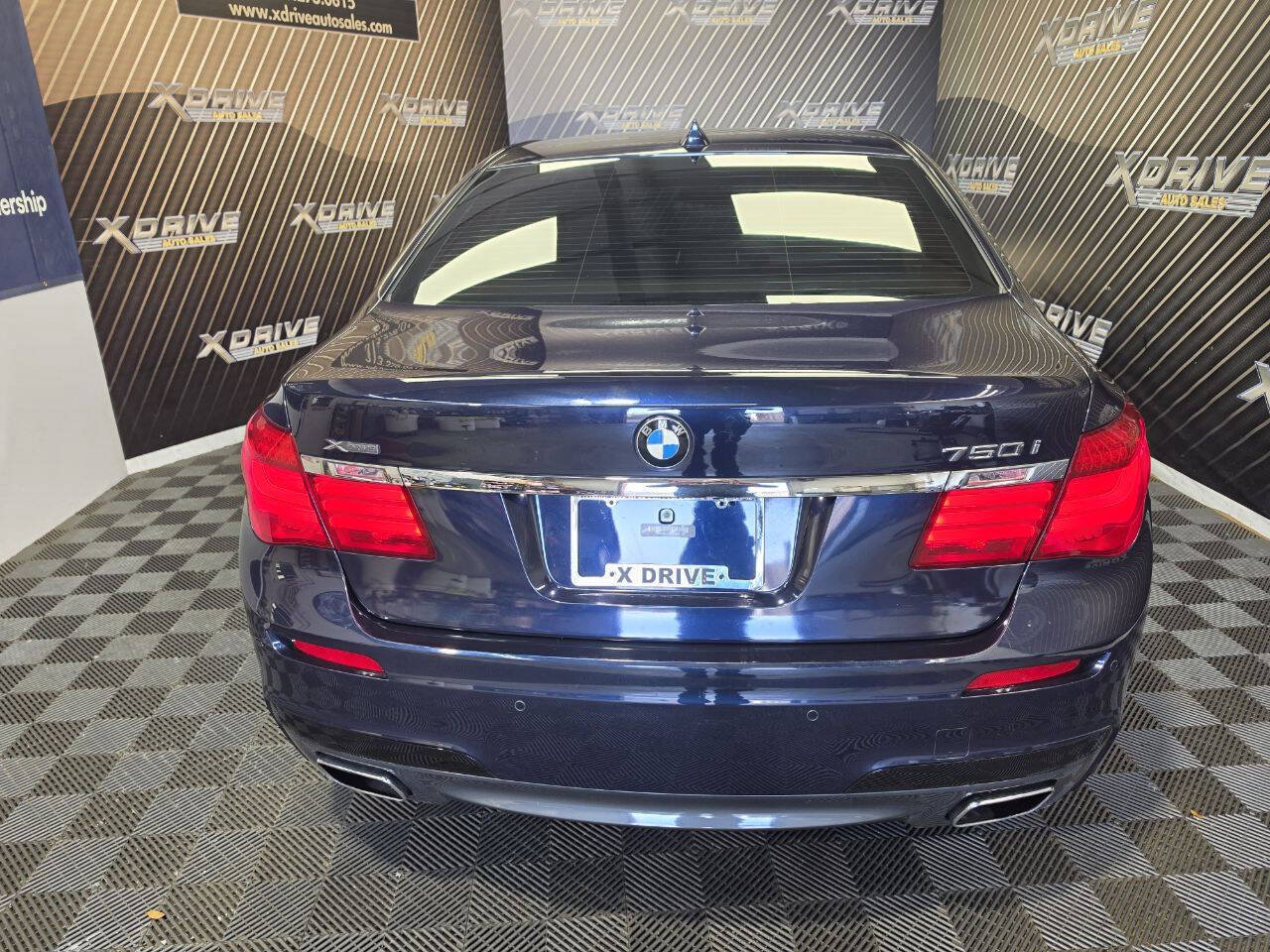 Used 2014 BMW 750i xDrive AWD/4WD image 9