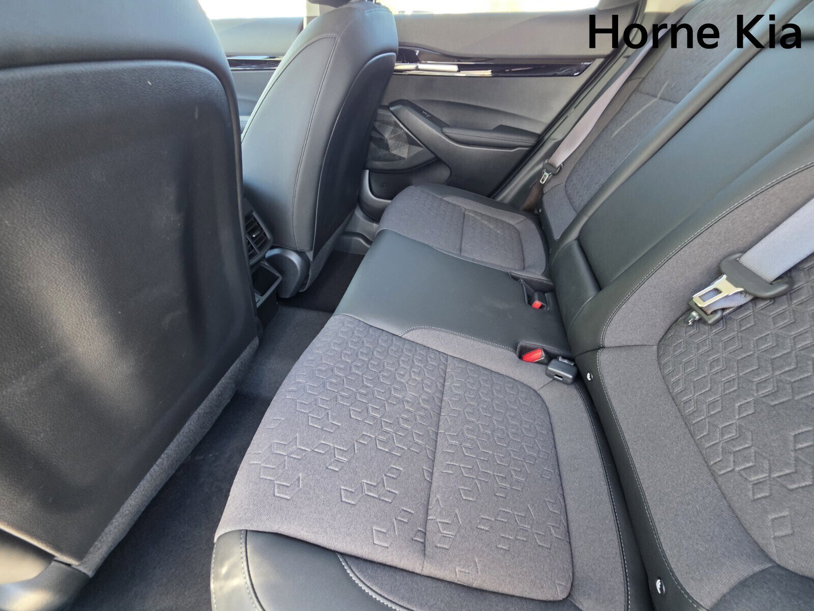 New 2026 Kia Seltos S image 18