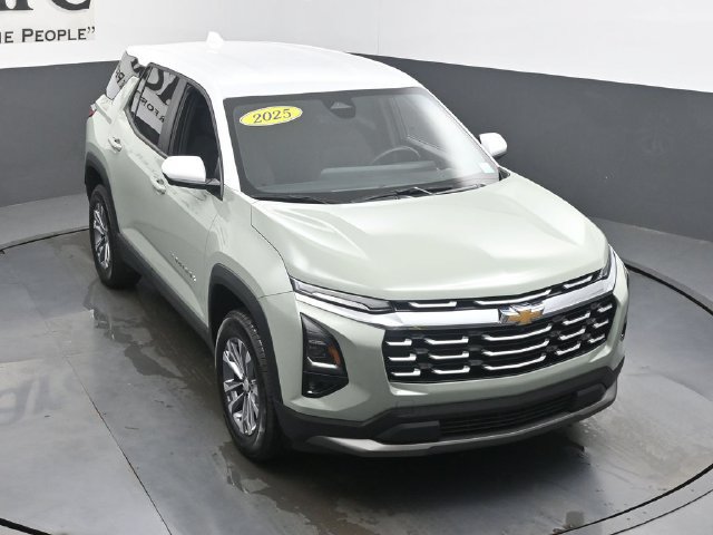 Used 2025 Chevrolet Equinox LT w/ Safety and Technology Package AWD/4WD image 52