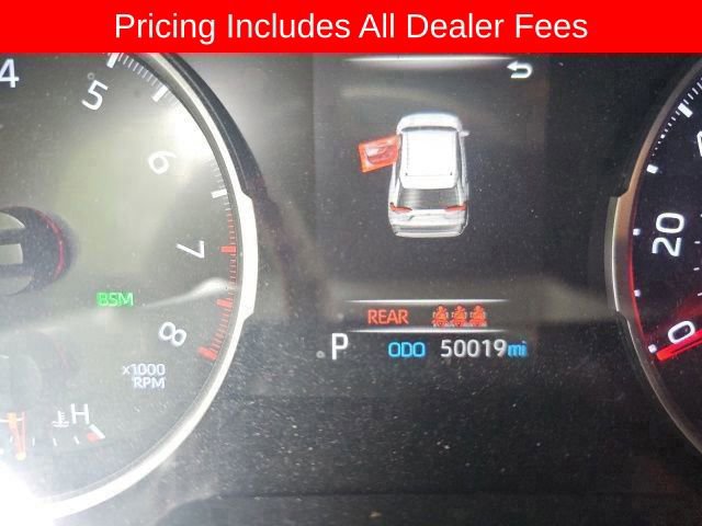 Used 2019 Toyota RAV4 XLE w/ Convenience Package FWD image 7