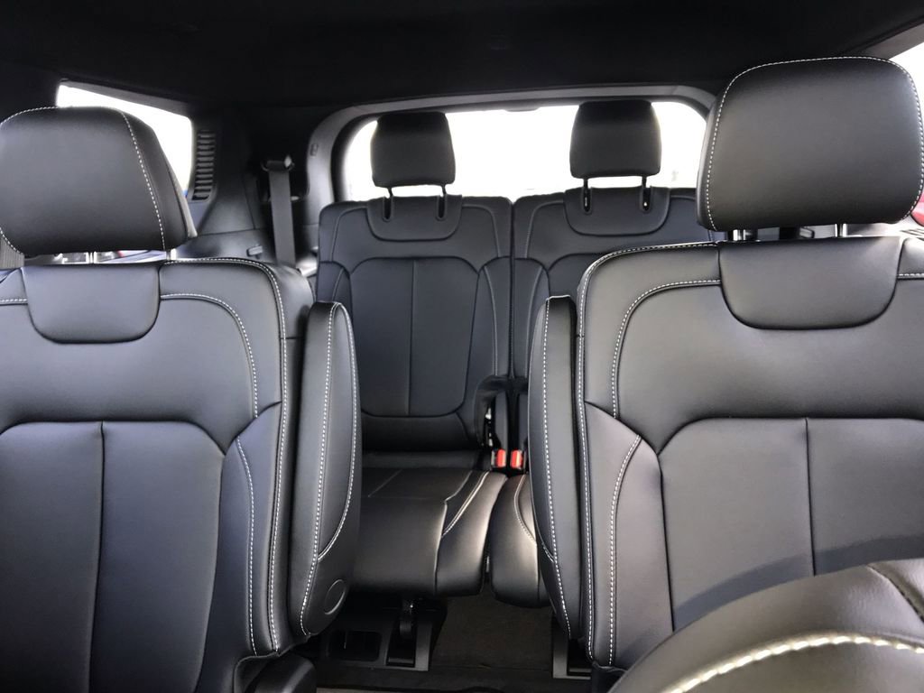 New 2026 Jeep Grand Cherokee L Limited image 23