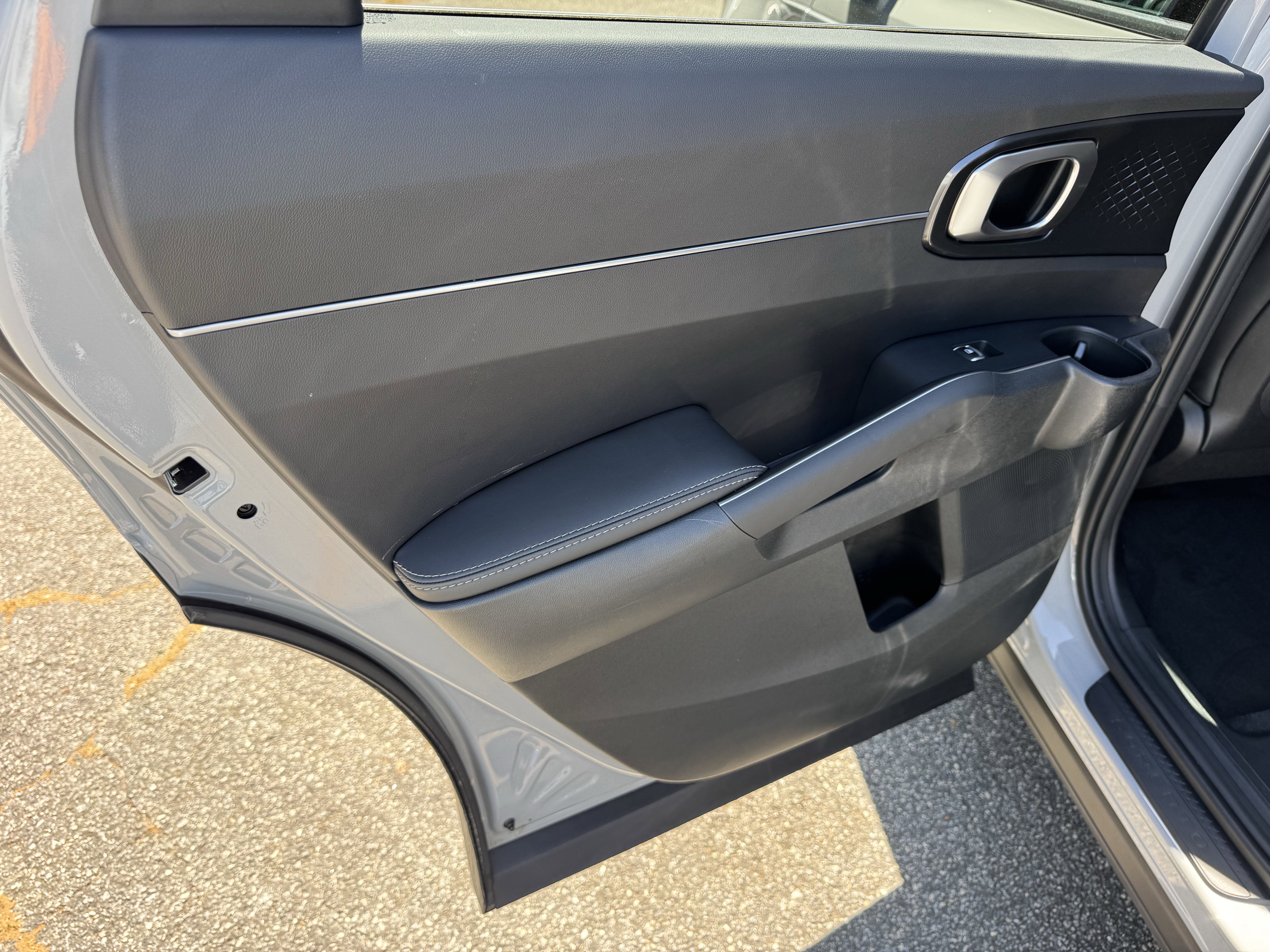 Used 2025 Kia Sorento EX w/ Panoramic Sunroof Package AWD/4WD image 21