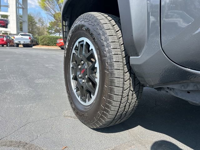 Used 2025 Toyota Tacoma TRD Off-Road image 10