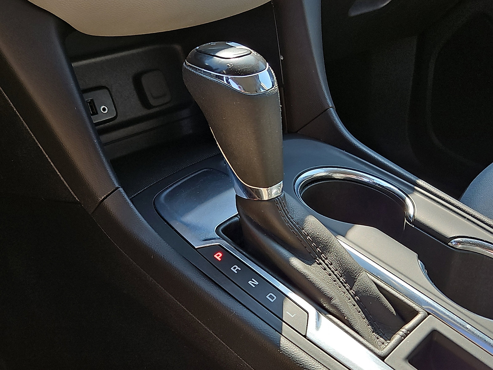 Used 2018 Chevrolet Equinox LS image 14