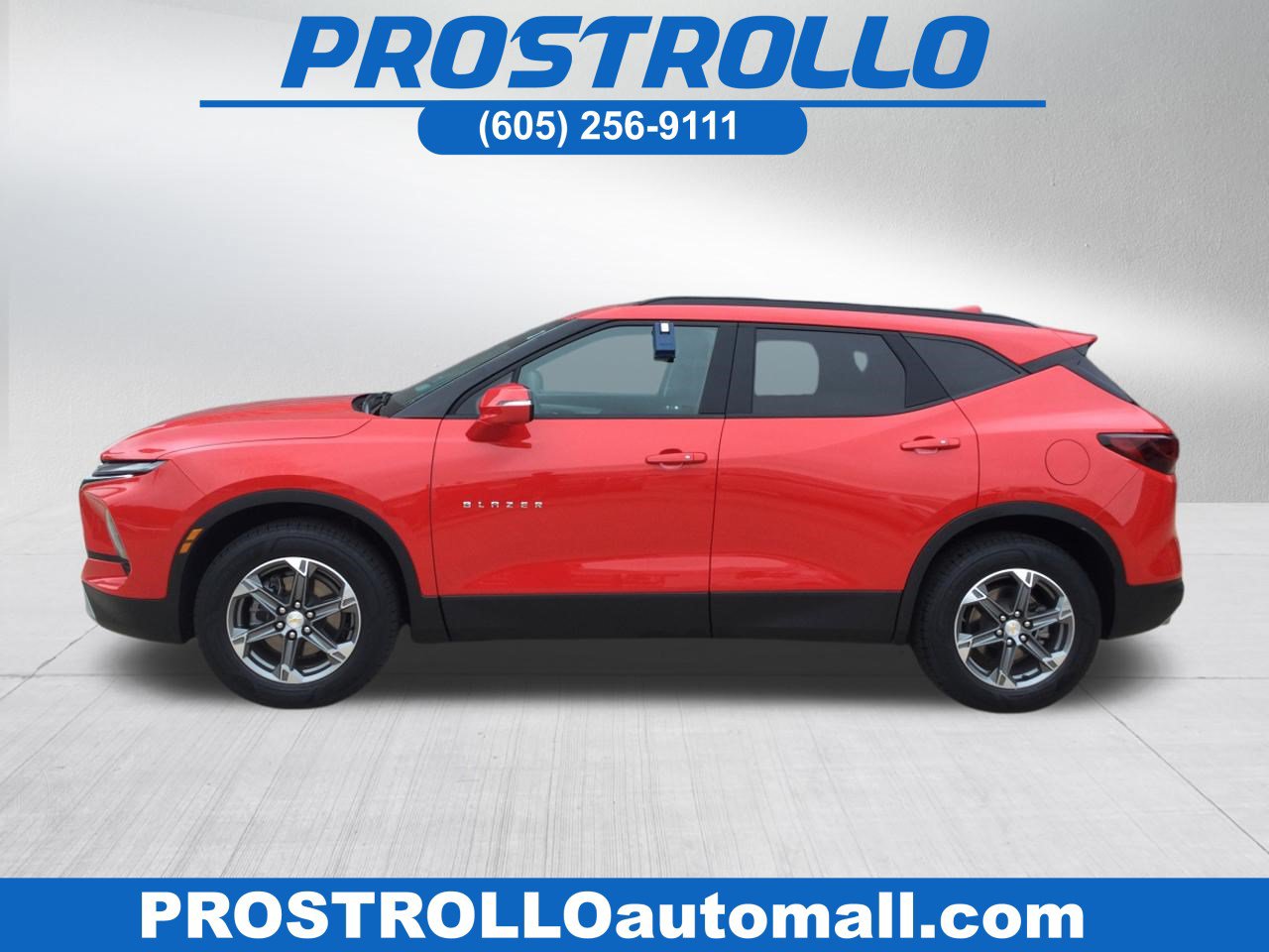 Used 2024 Chevrolet Blazer LT w/ Sound & Technology Package AWD/4WD image 1