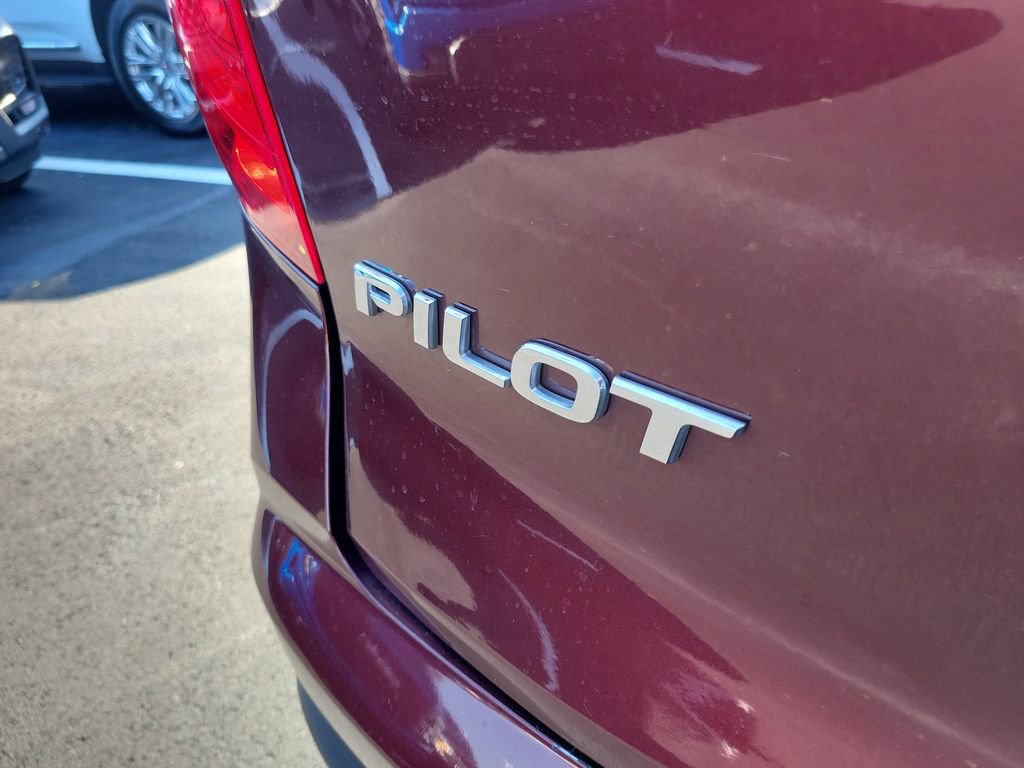 Used 2018 Honda Pilot LX image 10